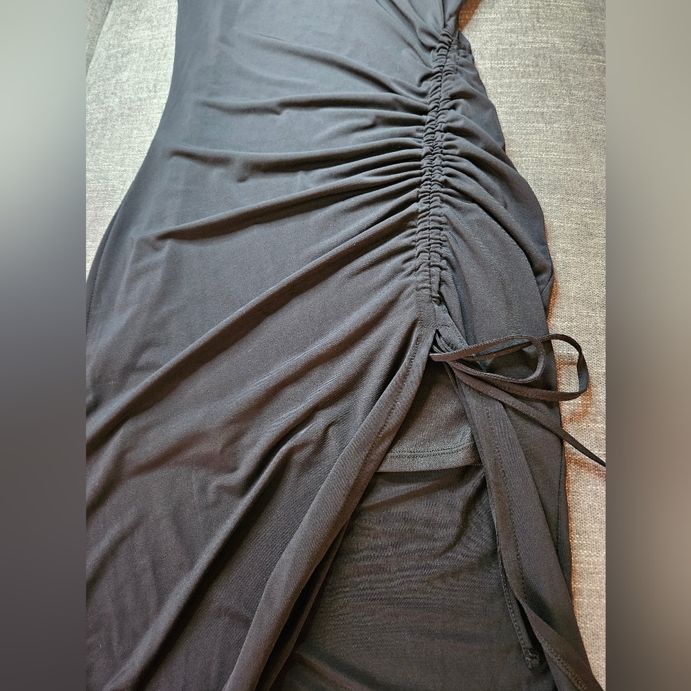PLANET GOLD Ruched Black Midi Dress With Front Slit (Juniors) Size Small - Picture 11 of 11